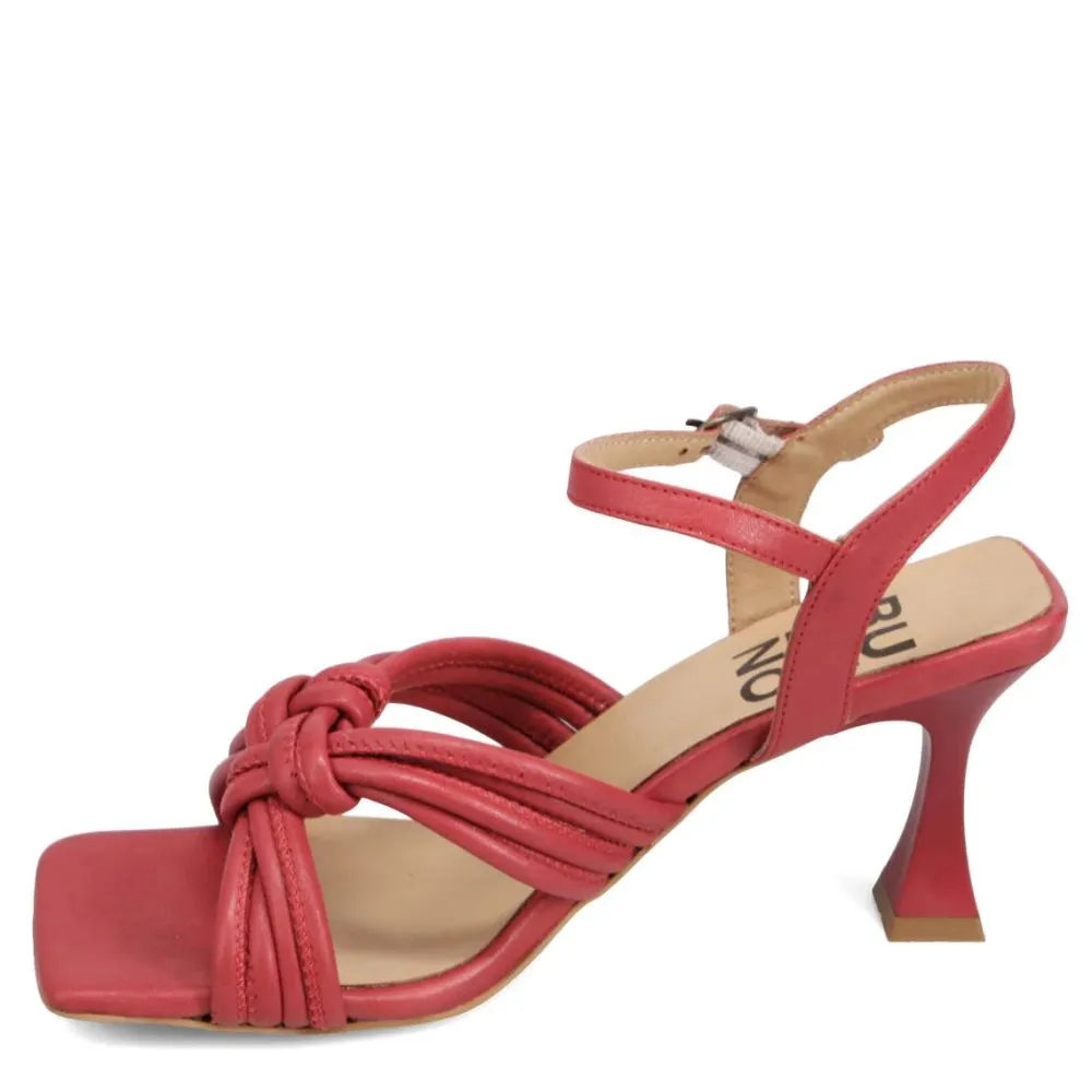 Bueno Women's Windsor Heeled Sandal in Red