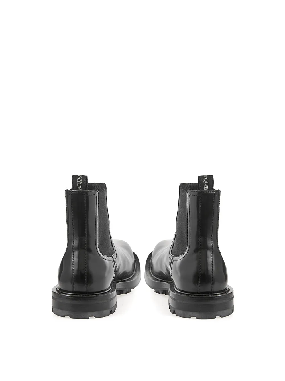 Elegant Leather Chelsea Boots in Black