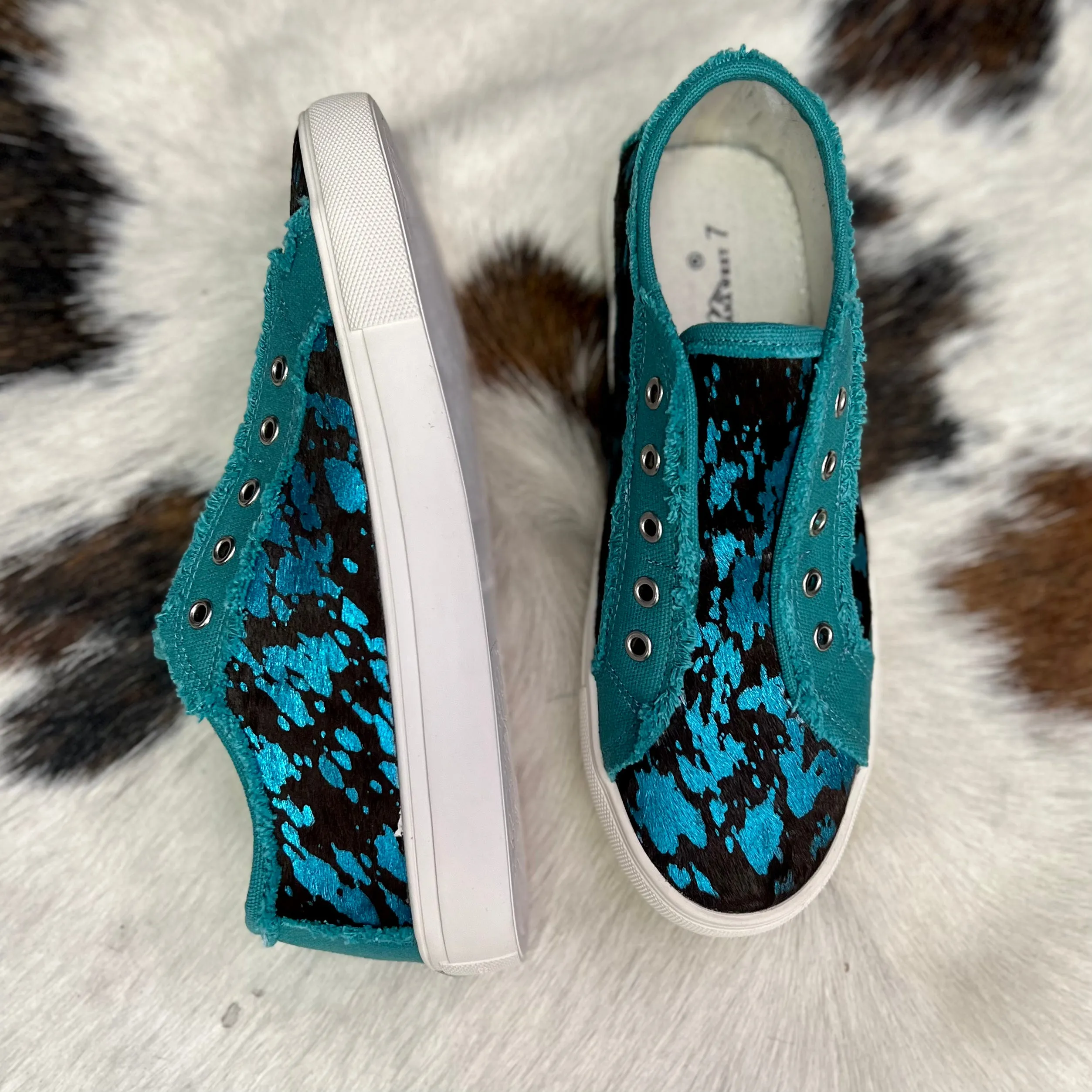 Montana West Turquoise Cow Print Sneakers*
