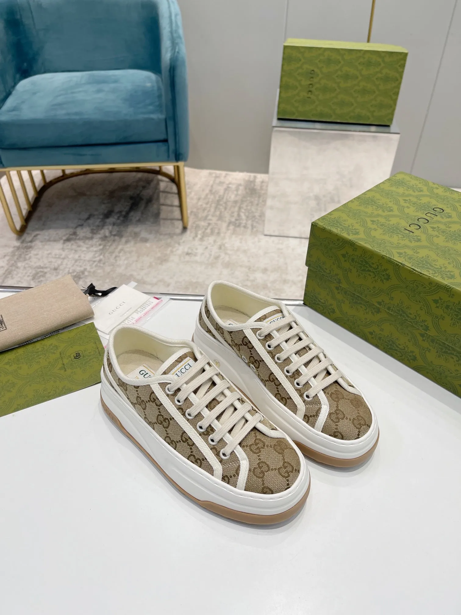 SE1147 GG Sneakers / Size5-11