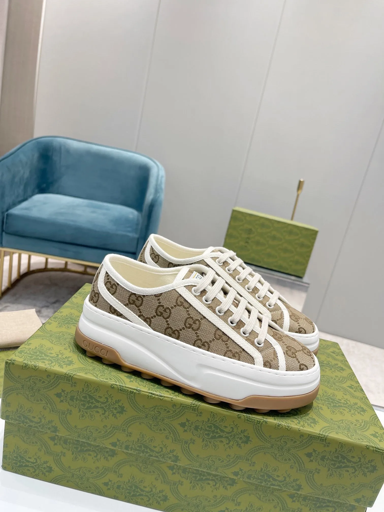 SE1147 GG Sneakers / Size5-11